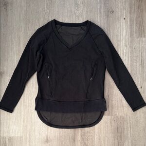 Women’s Lululemon pullover